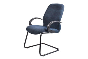 Ingwe Side Chair with Arms